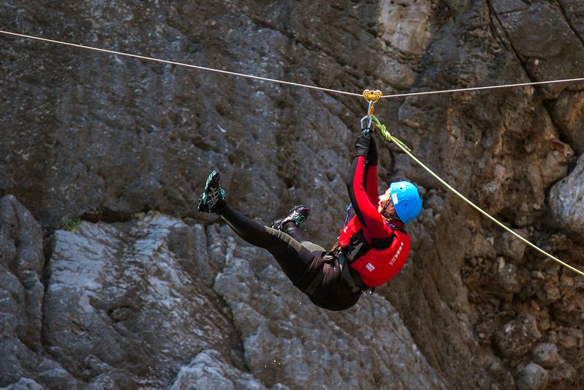 Aventura em Coasteering na Arrábida