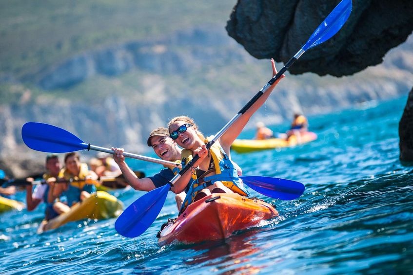 Tour de Kayak por Sesimbra Selvagem