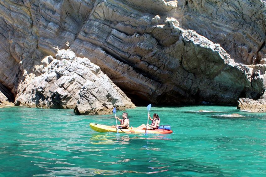 Tour de Kayak por Sesimbra Selvagem